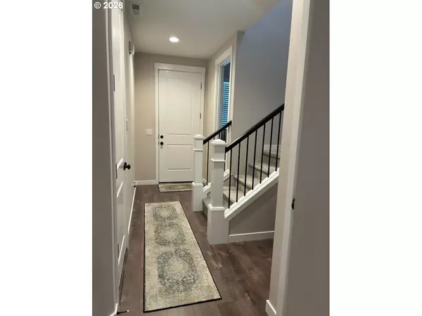 Happy Valley, OR 97086,12056 SE PUNCH BOWL FALLS CT