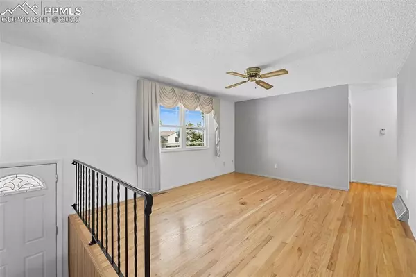 Pueblo, CO 81008,4039 North DR