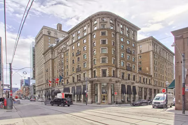 Toronto C08, ON M5E 0B2,22 Leader LN #433