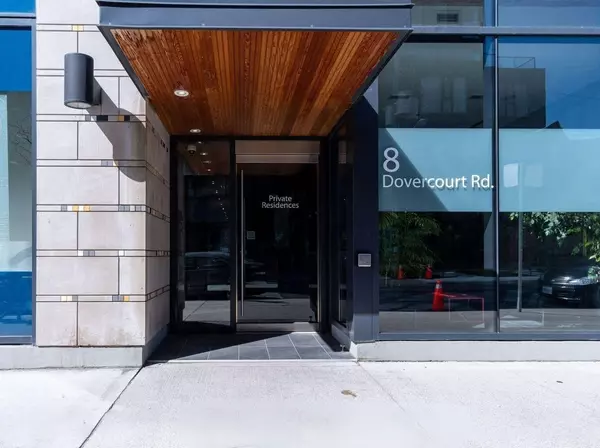 Toronto C01, ON M6J 0B6,8 Dovercourt RD #209