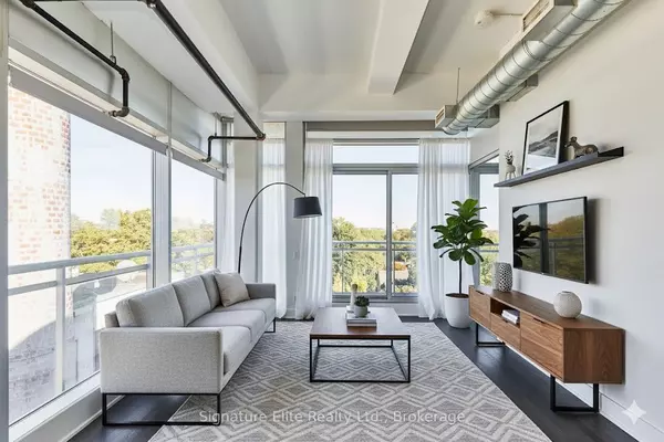 Toronto E01, ON M4M 3N6,233 Carlaw AVE #812