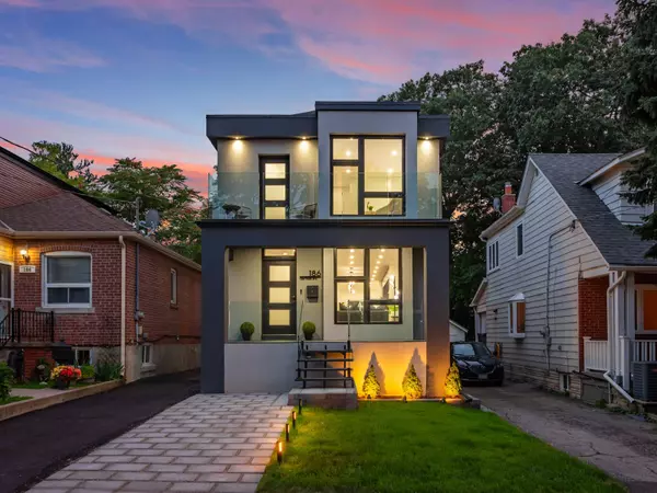 186 Oak Park AVE, Toronto E03, ON M4C 4M8