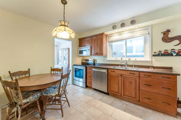 Toronto E08, ON M1J 2M3,37 Grace ST