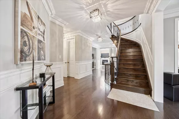 Pickering, ON L1V 6W2,1612 Sandhurst CRES