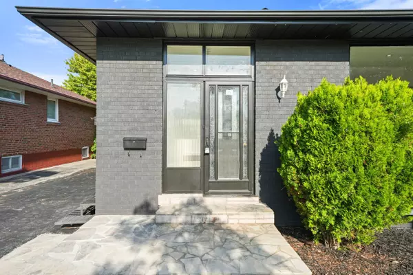 Toronto E04, ON M1R 4M9,63 Crosland DR