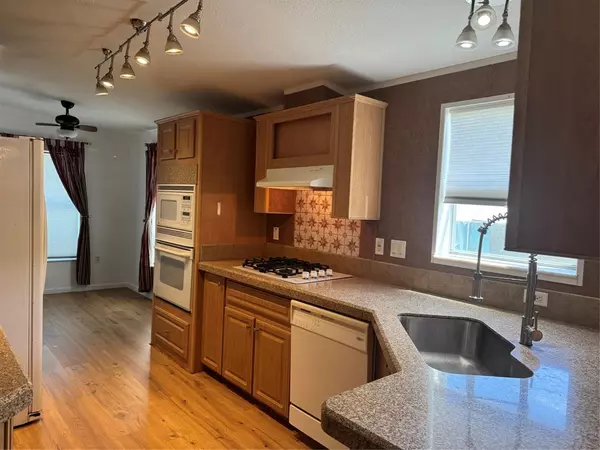 Pembroke Pines, FL 33029,21861 NW 2nd Ct