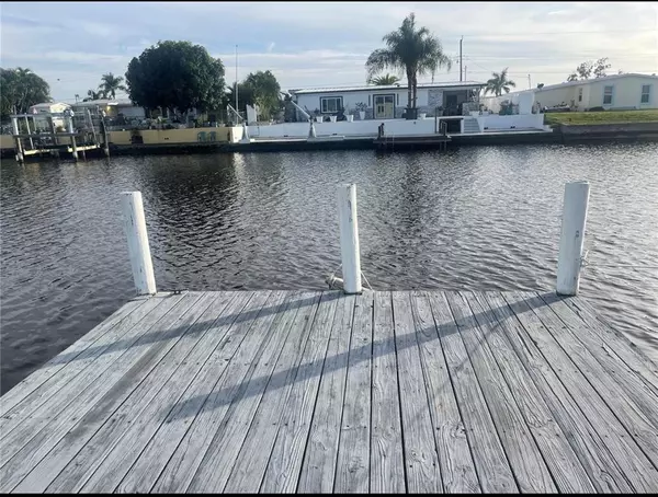 Other City - In The State Of Florida, FL 33952,370 Weber Ter