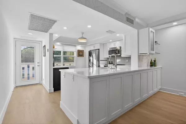 Coconut Creek, FL 33066,3306 Aruba Way #D2