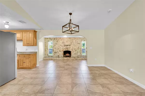 Port St Lucie, FL 34983,709 SW Dorchester St