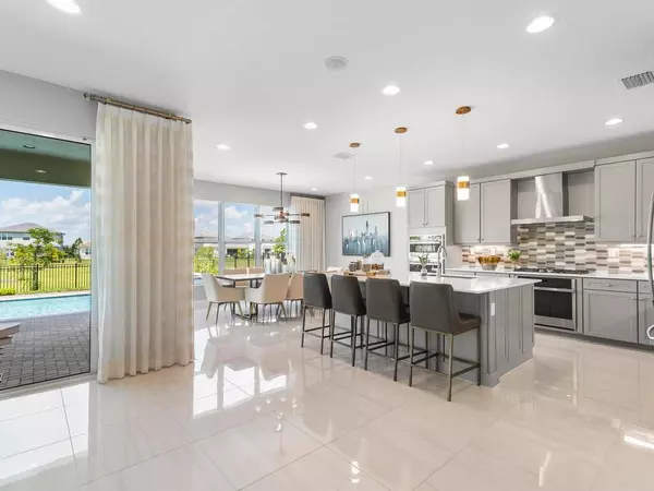 Loxahatchee, FL 33470,1345 Harvester Xing