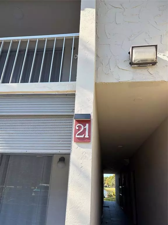 Plantation, FL 33324,21 Jacaranda Dr #121