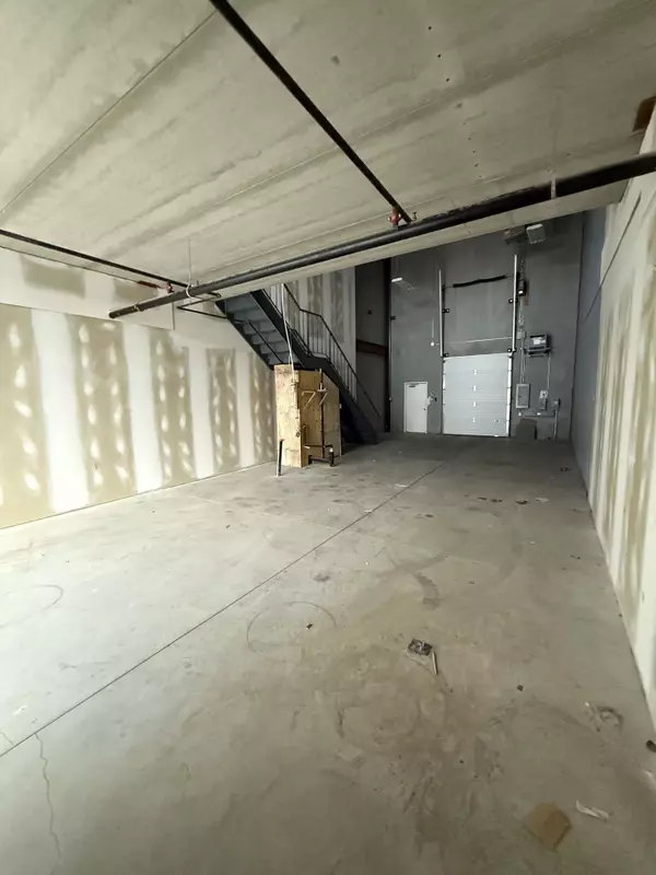 Vaughan, ON L4L 4M5,7575 Highway 27 N/A #Unit 28