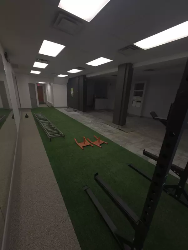 Vaughan, ON L6A 1R7,10055 Keele ST #103