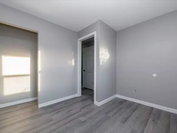 Orillia, ON L3V 5T7,148 Dunedin ST