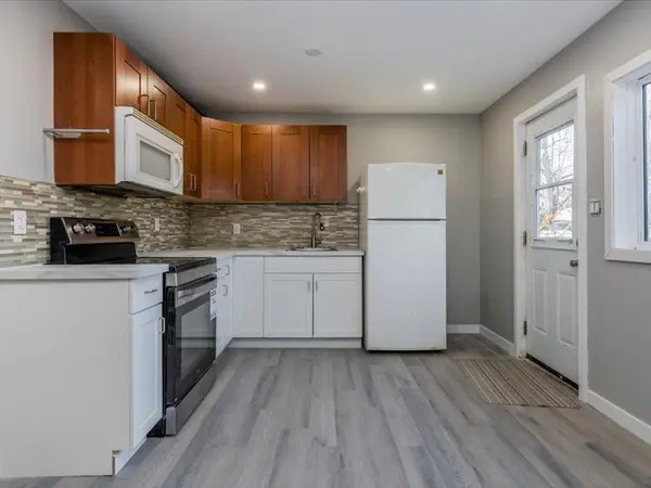 148 Dunedin ST, Orillia, ON L3V 5T7