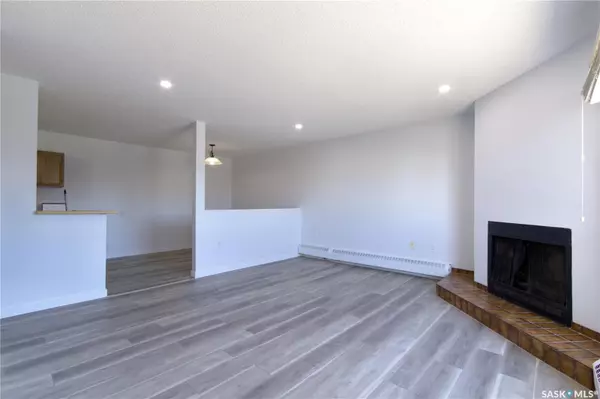 Regina, SK S4V 1B9,2931 Harding STREET #209