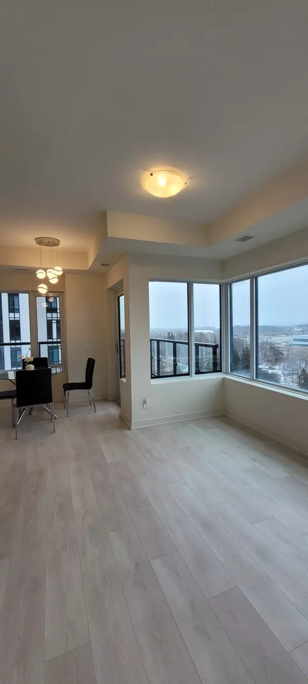 Milton, ON L9T 9N7,8020 Derry RD #808