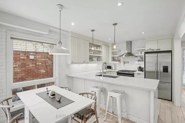 Burlington, ON L7L 6T7,2232 Casselman CT