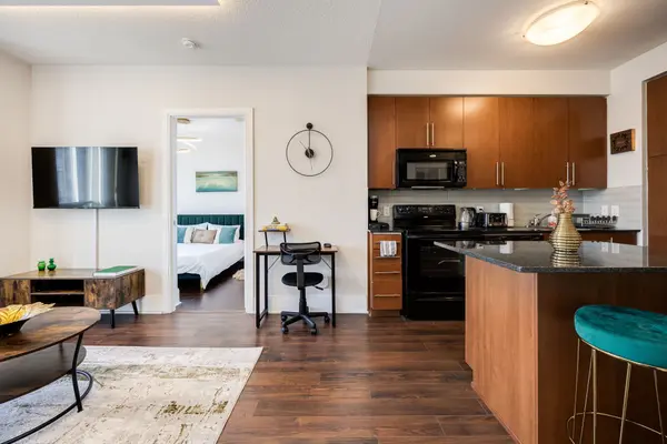 Mississauga, ON L5B 0E1,330 Burnhamthorpe RD W #2908