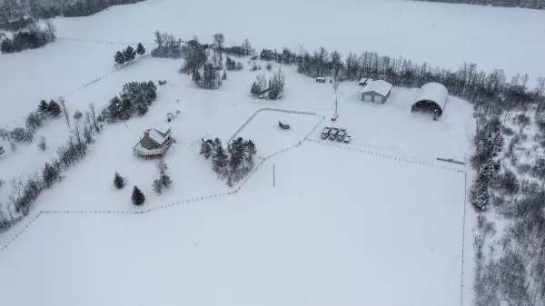 Chatsworth, ON N0H 1G0,742654 Sideroad 4B N/A