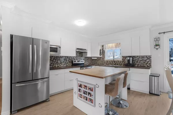 Casselman, ON K0A 1M0,68 Lafleche BLVD