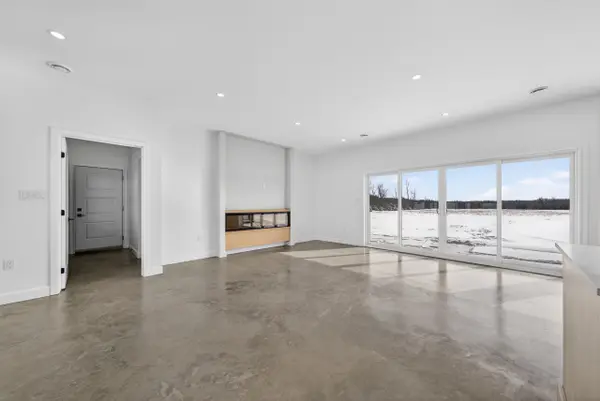 293 Kelly RD, Prince Edward County, ON K0K 1P0