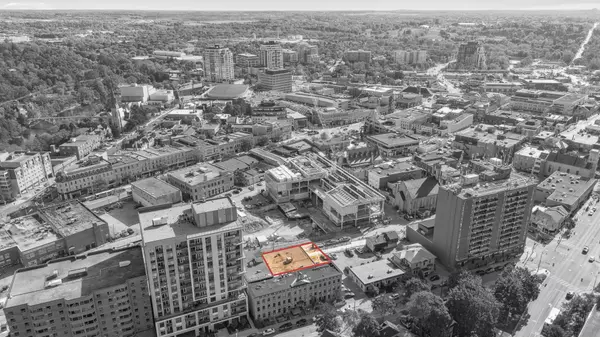 Guelph, ON N1H 4G1,40 Baker ST