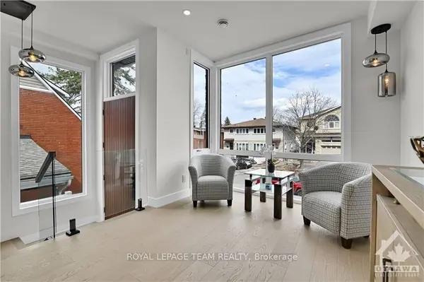 Britannia Heights - Queensway Terrace N And Area, ON K2B 5R6,828 Alpine AVE