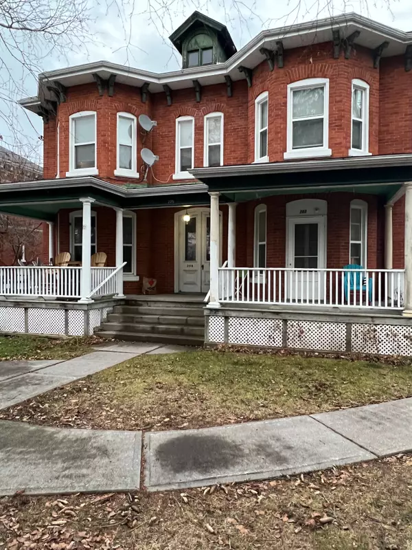 205 Charles ST #4, Belleville, ON K8N 3M3