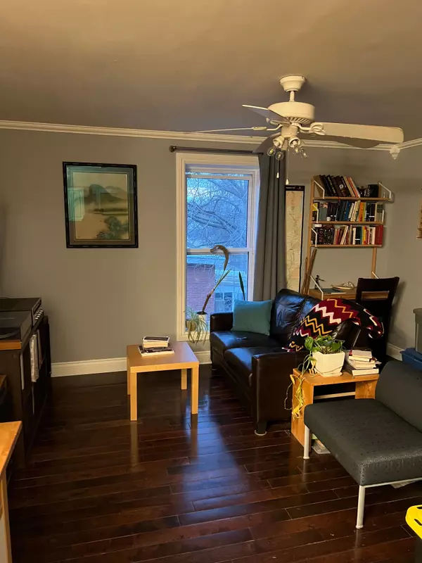 Belleville, ON K8N 3M3,205 Charles ST #4