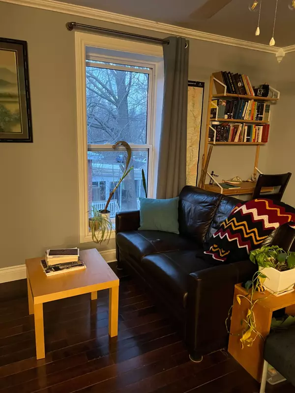 Belleville, ON K8N 3M3,205 Charles ST #4