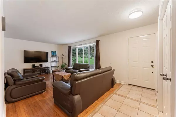 Hamilton, ON L9H 5E1,1263 Highway 5 N/A W