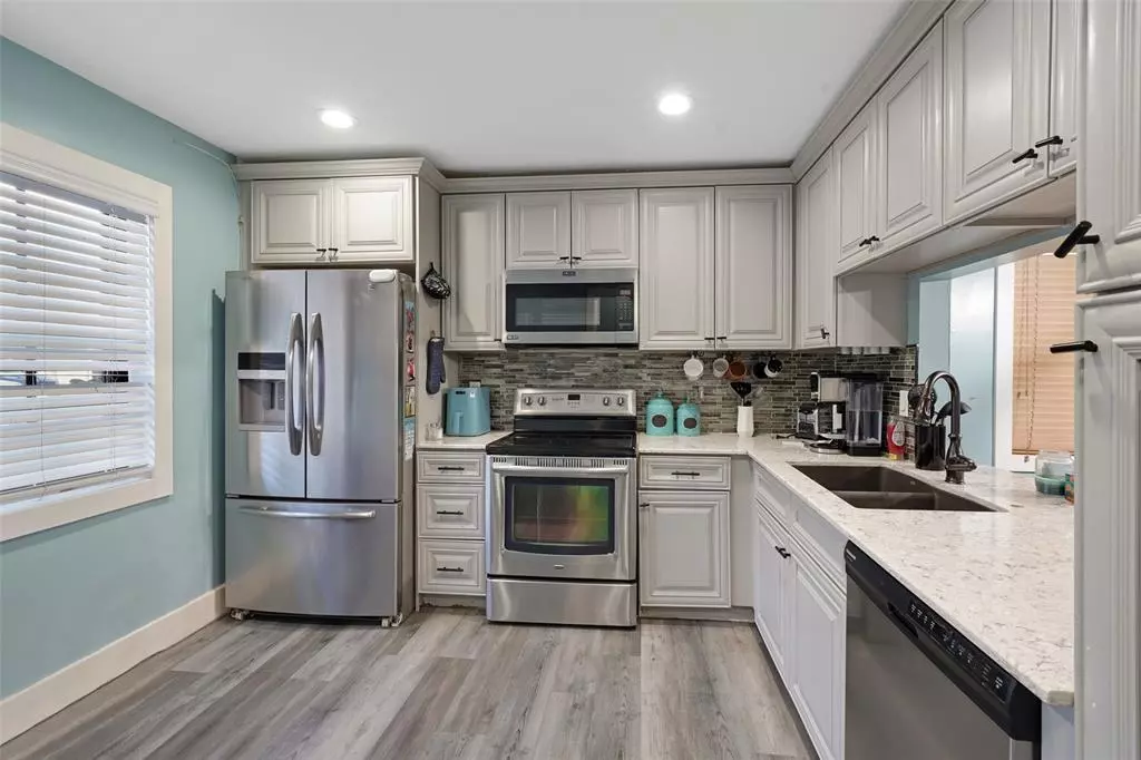 Pembroke Pines, FL 33026,1030 NW 107th Ave #1030