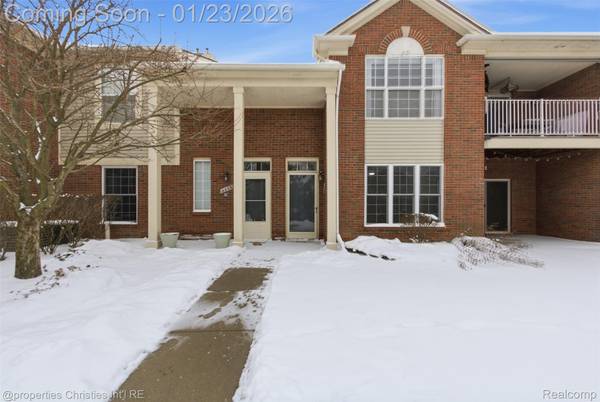 1804 Flagstone CIR, Rochester, MI 48307