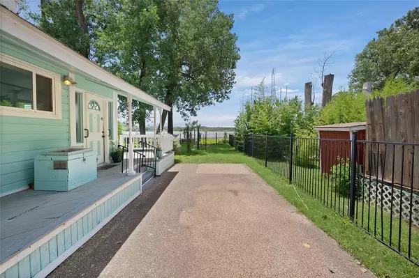 Weatherford, TX 76087,2425 E Lake Drive