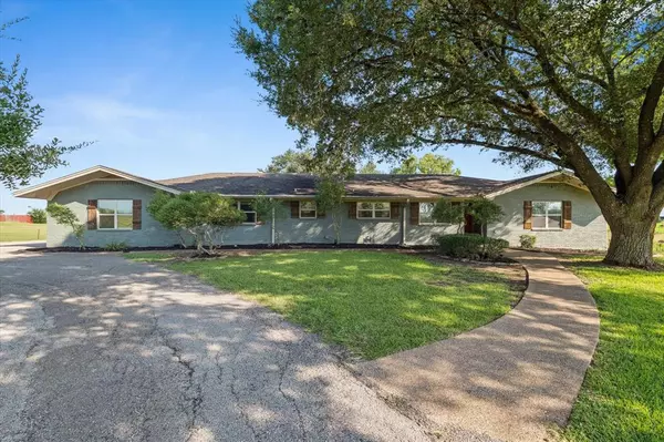 Robinson, TX 76706,2275 W Moonlight Drive