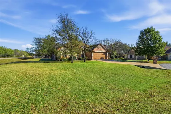 Granbury, TX 76049,1700 Flagstone Court