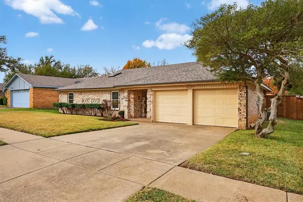 Bedford, TX 76021,3225 Emerald Street