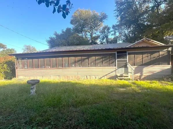 Quinlan, TX 75474,604 Broken Arrow