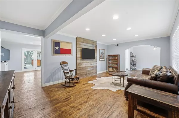 Dallas, TX 75229,10317 Countess Drive