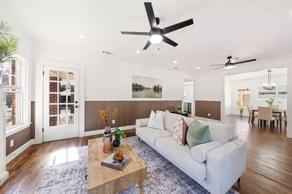 Dallas, TX 75214,713 Ridgeway Street