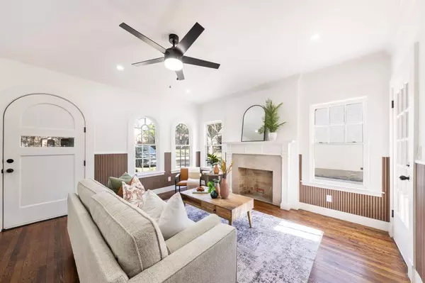 Dallas, TX 75214,713 Ridgeway Street