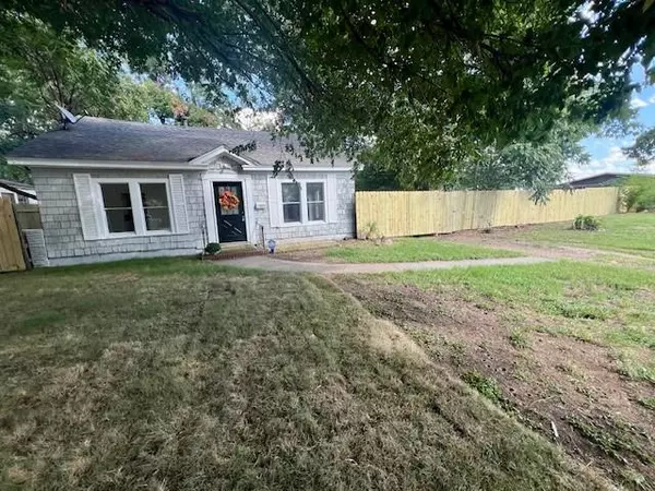 Fort Worth, TX 76111,308 N Retta Street