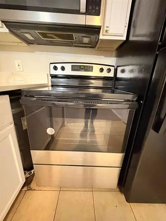 Dallas, TX 75243,9821 Walnut Street #304