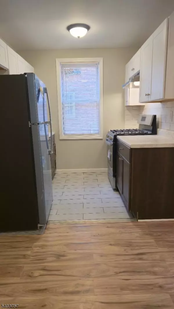 Newark City, NJ 07112,206 Chancellor Ave