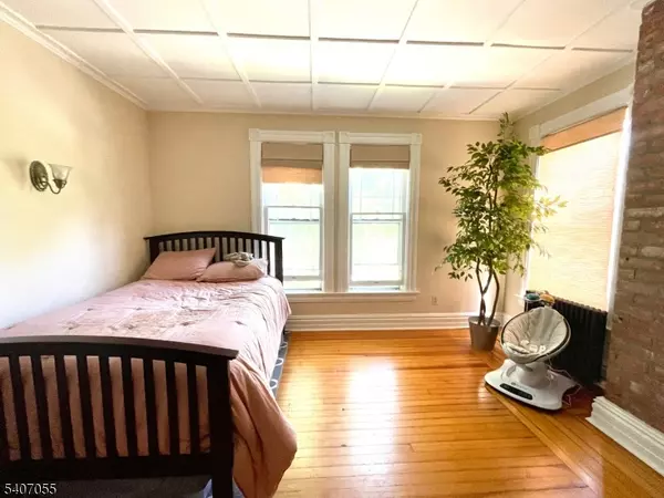 Morristown Town, NJ 07960,14 Wetmore Ave