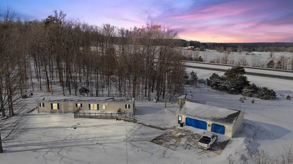 9650 S 41 RD, Cadillac, MI 49601