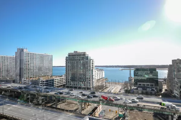 11 Brunel CT #1210, Toronto C01, ON M5V 3Y3