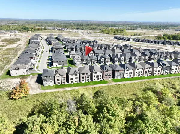 Pickering, ON L1X 0P7,1045 PISCES TRL