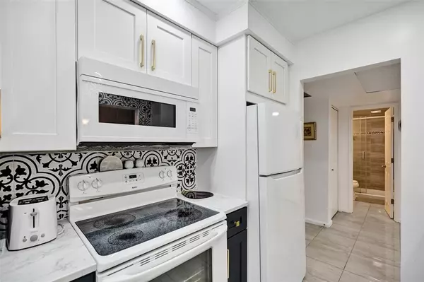 Margate, FL 33068,5681 SW 2nd Ct #205